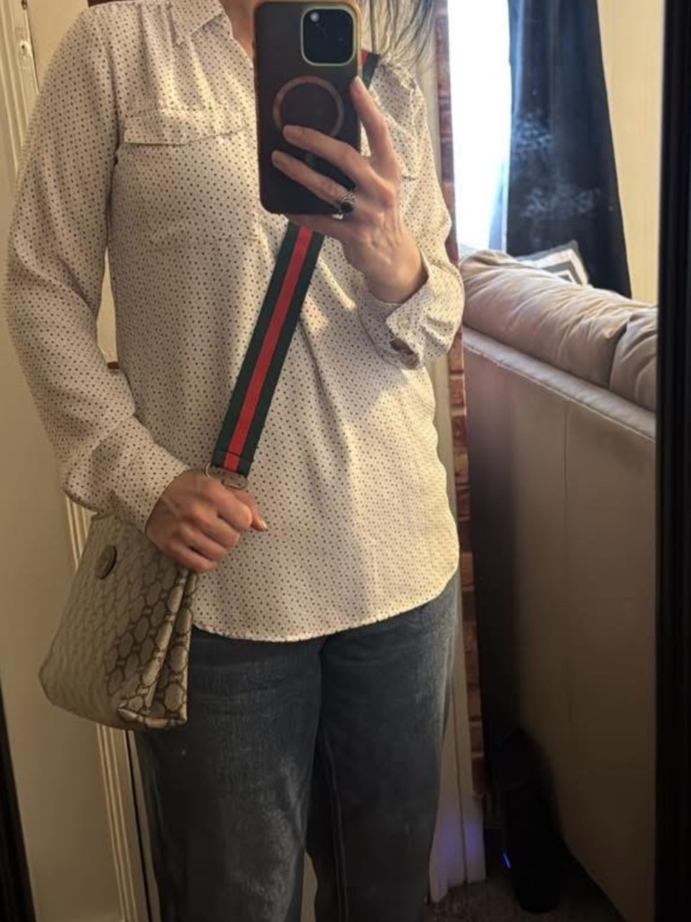 Gucci Beige GG Supreme Canvas Crossbody with Gold Chain - Picture 8 of 8